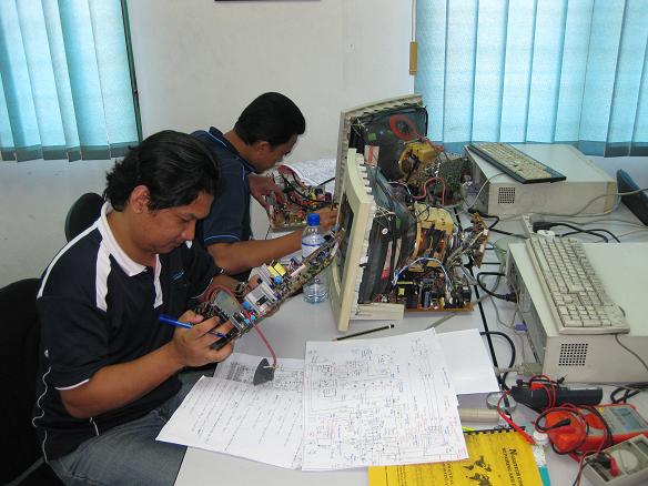 monitor repair course