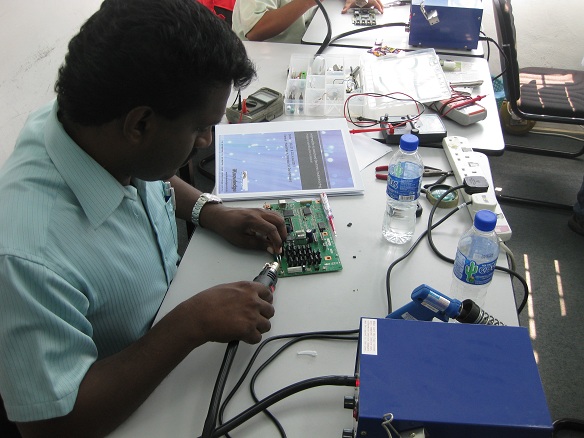 electronic repair course